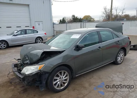 2013 Toyota Camry Le z USA, uszkodzony, nr VIN 4T4BF1FKXDR309870